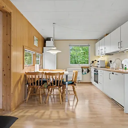 Karelia - 900m From The Sea By Interhome Сasa de vacaciones Bøtø By