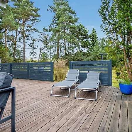 Karelia - 900m From The Sea By Interhome